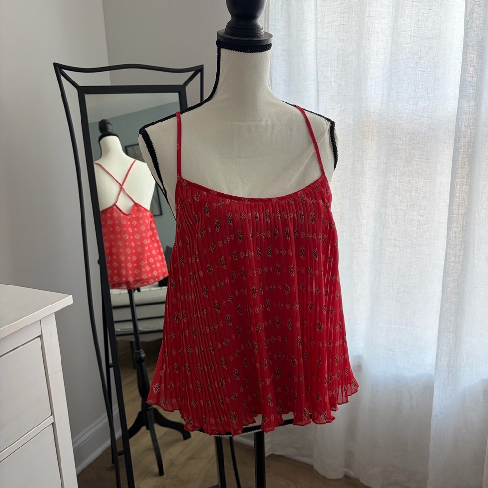 Hollister Red Floral Pleated Camisole